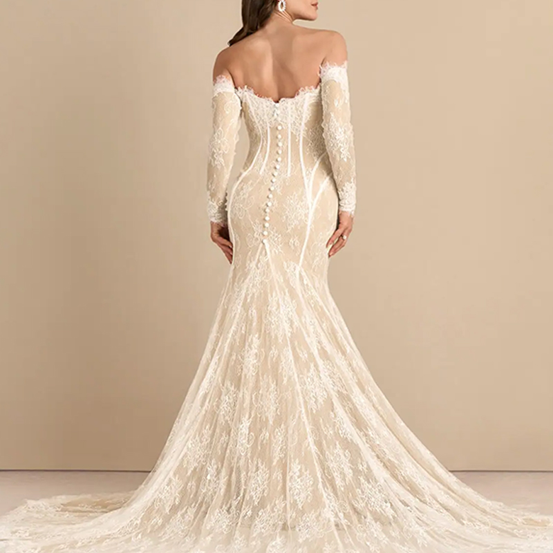 hongfeng specializes in customized wedding dress designs with exquisite lace and floor-length gowns.
